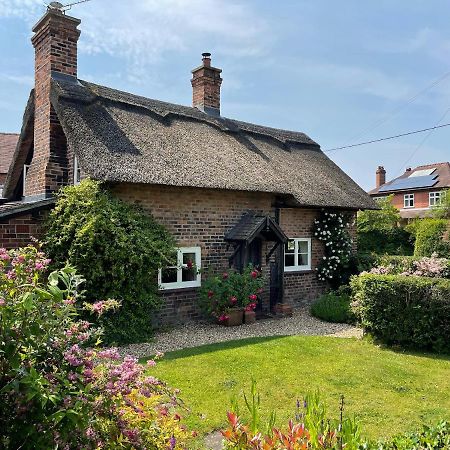 Chapel Cottage Tarporley Exterior photo
